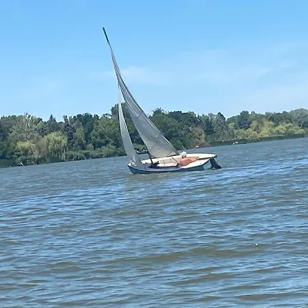 Icuka Vendeghaza 펜션 Kiskunlacháza