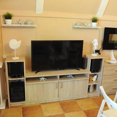 Icuka Vendeghaza Holiday home Kiskunlachaza