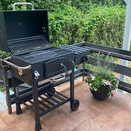 Icuka Vendeghaza 펜션 *