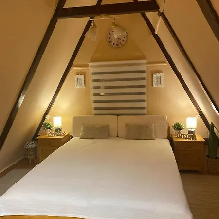 Icuka Vendeghaza 펜션 Kiskunlacháza