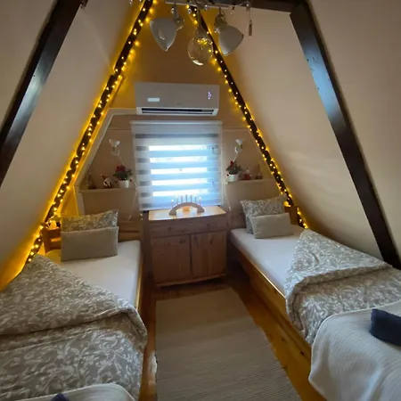 Icuka Vendeghaza Holiday home Kiskunlachaza