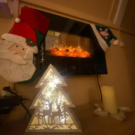 펜션 Icuka Vendeghaza *